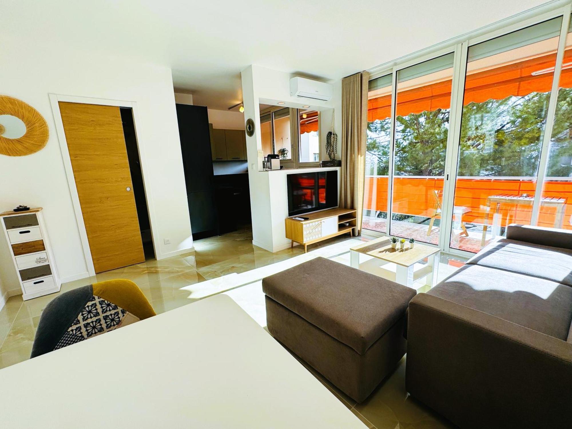 Studio Climatise 600M De La Plage Кань-сюр-Мер Екстер'єр фото